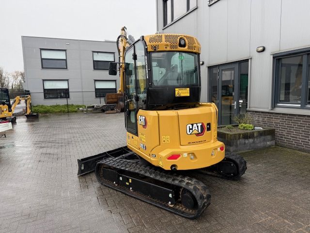 CAT 303.5cr bj21 1750u Full option Minigraver Minikraan ZGST