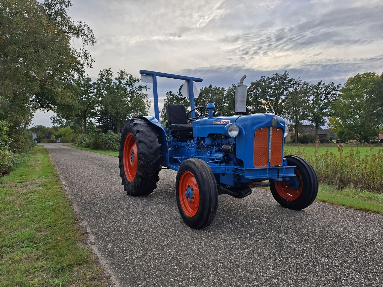 Ford Dexta | NL Kenteken | Inruil & transport mogelijk