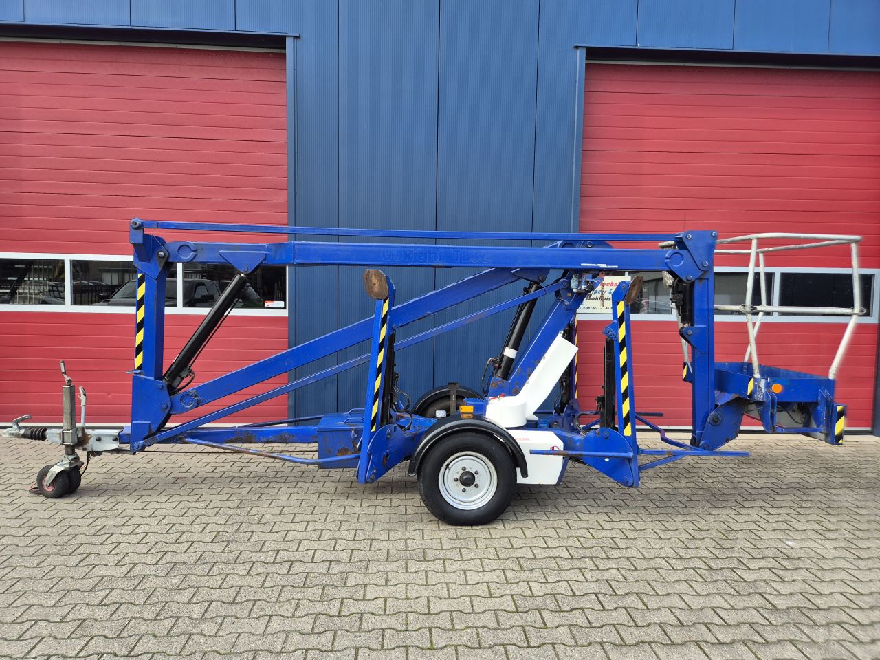 UPRIGHT TL38 AANHANGER HOOGWERKER 13.5 METER MET ACCU'S