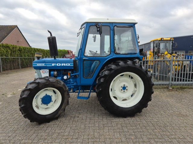 Ford 4610 4-wd. Supercab.