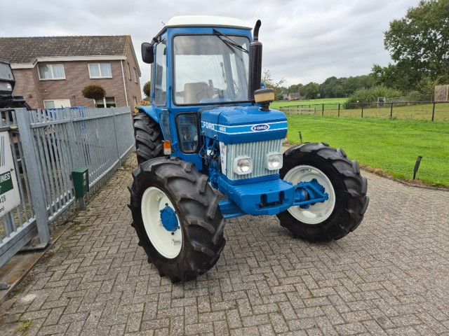 Ford 4610 4-wd. Supercab.