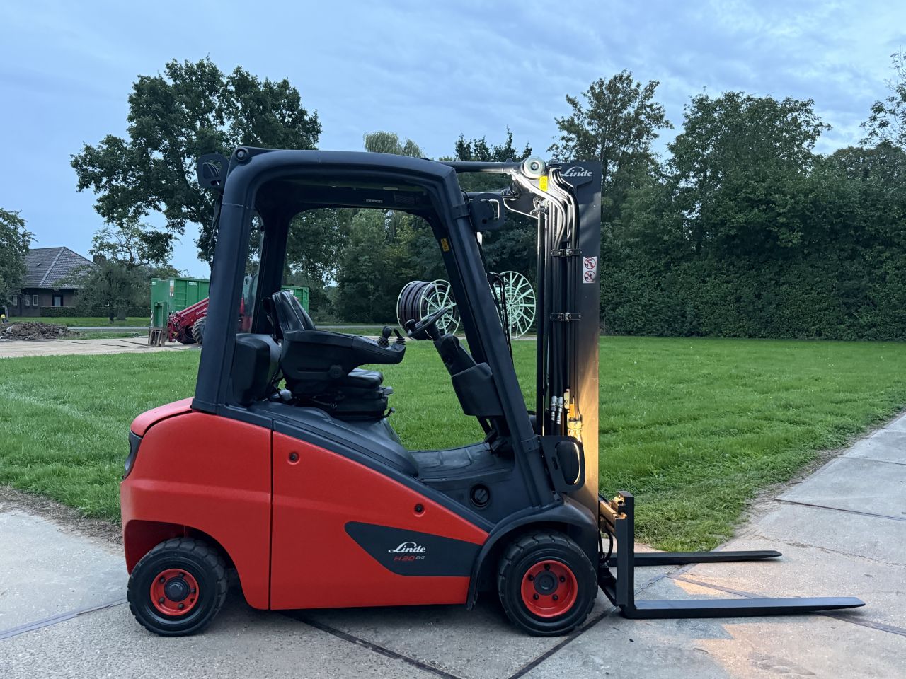 Linde H20D triplex mast freelift Sideshift 6000uur topstaat
