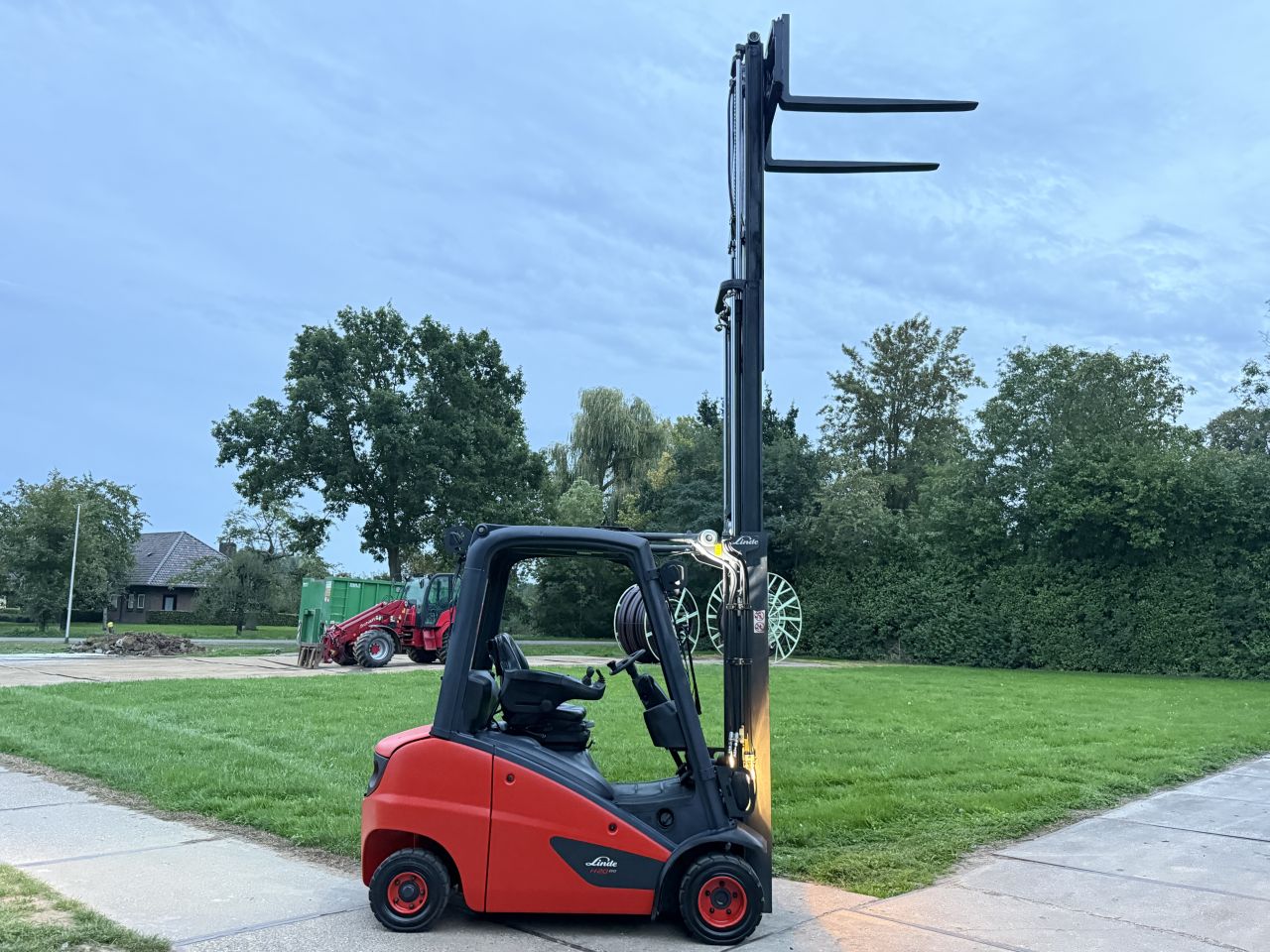 Linde H20D triplex mast freelift Sideshift 6000uur topstaat