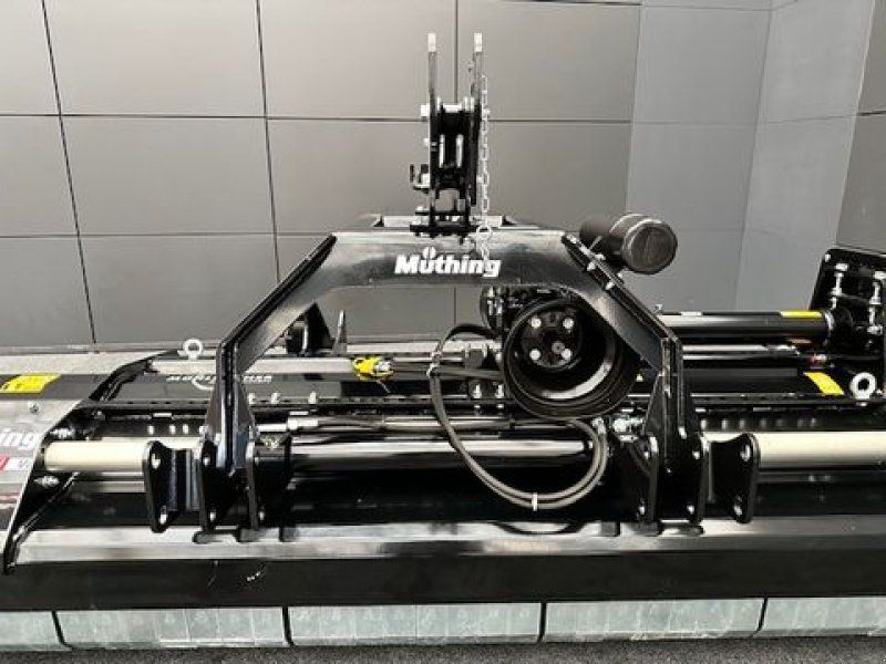 Müthing Mulcher MU-H220 Alpinshark Front-Heckanbau