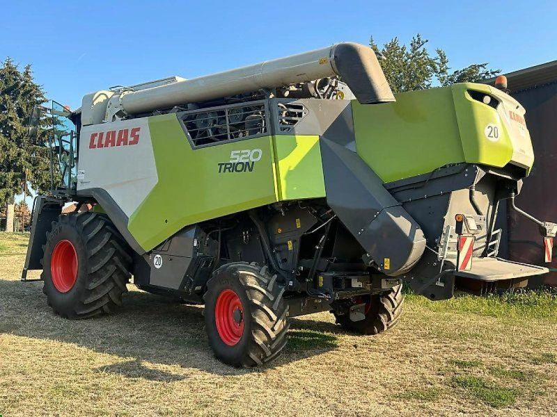 Claas Trion 520
