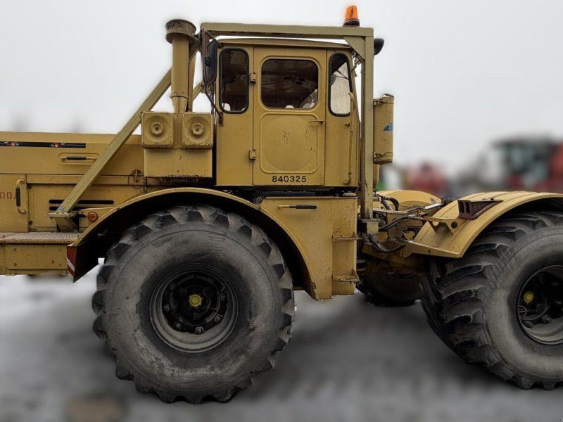 Kirovets K 700 A