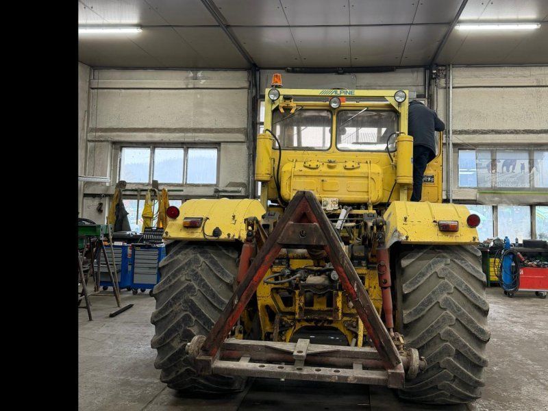 Kirovets K 700 A