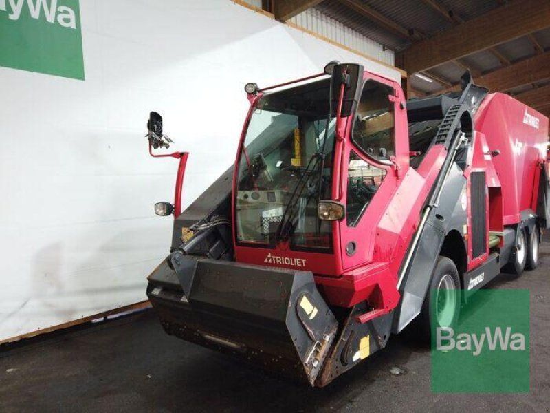 Trioliet TRIOTRAC 2400 VL