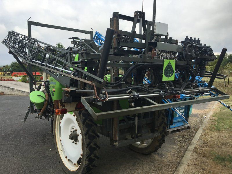 Tecnoma Pulvérisateur traîné SERVO LEADER