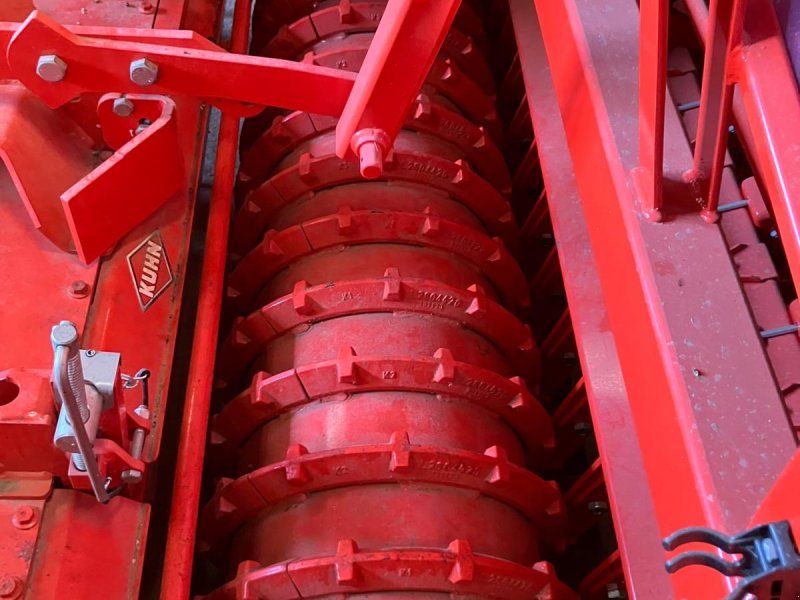 Kuhn Combiliner Integra