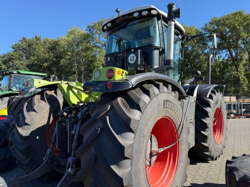 Claas Xerion 3300 Trac VC