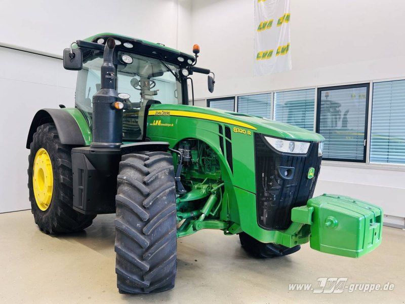 John Deere 8320R E23-PowerShift