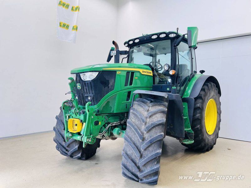 John Deere 6R 195