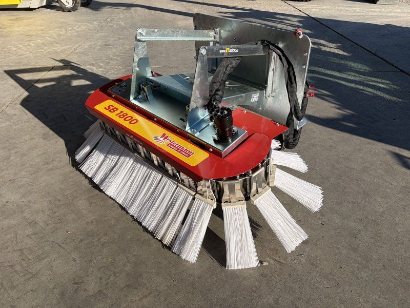 Westermann Segmentbesen SB1800 für Hlader