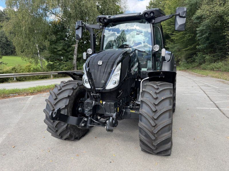 New Holland T5.120 Dynamic Command (Stage V)