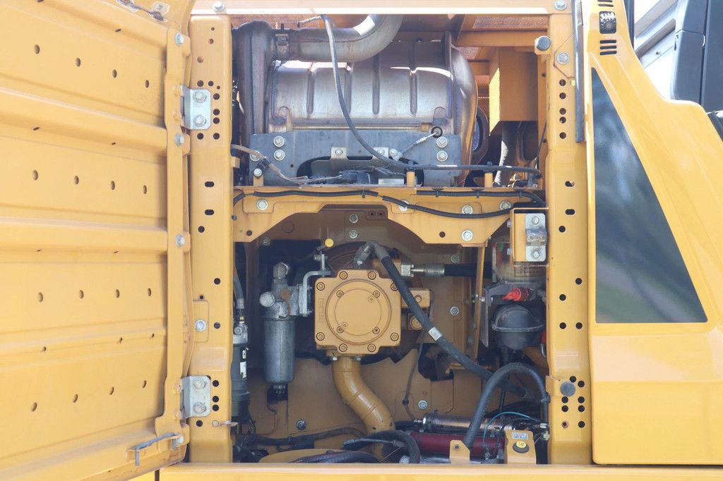Caterpillar 323 07A | QUICK COUPLER | BUCKET