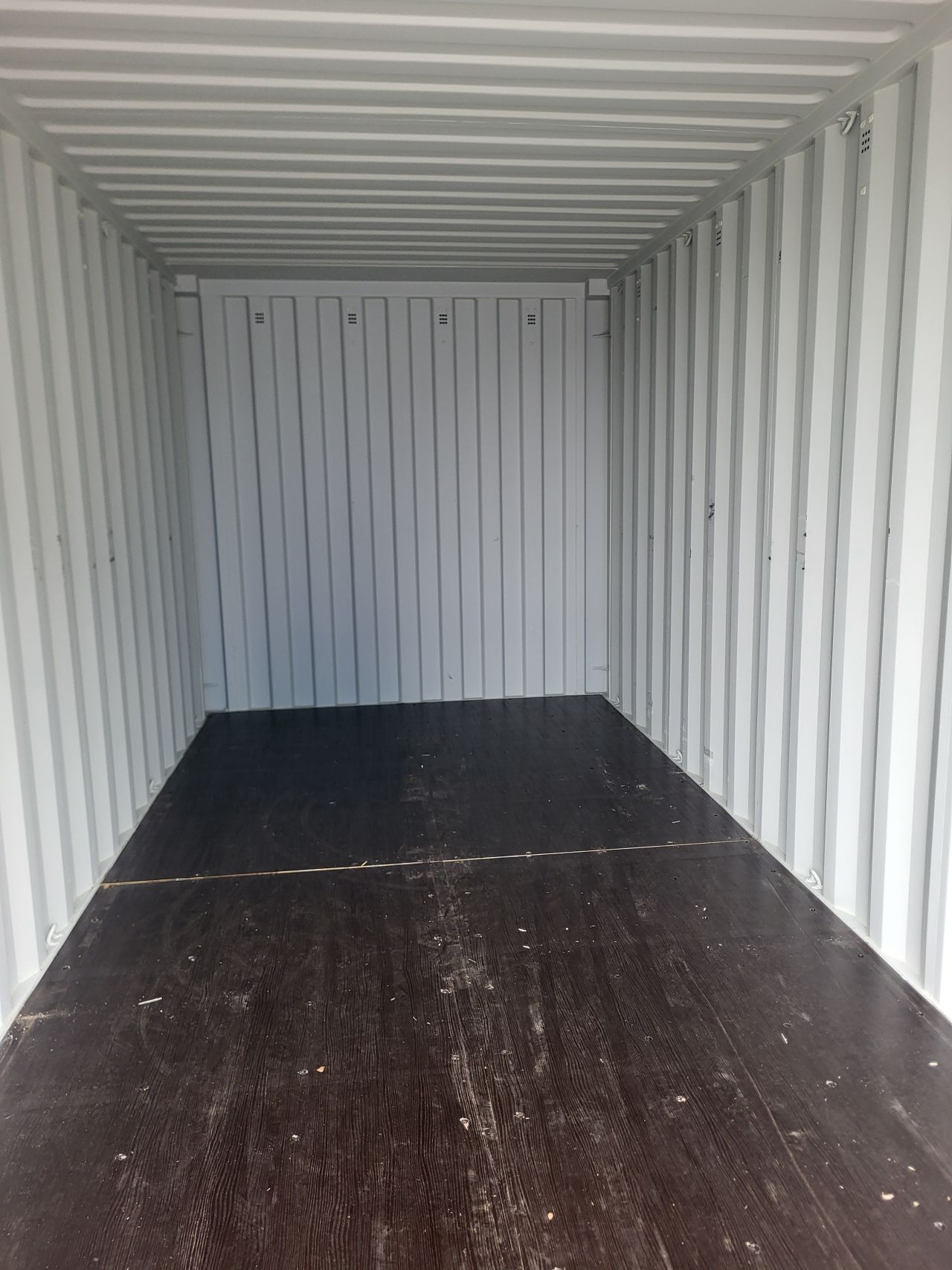 Zeecontainer 20ft nieuw | zwart | RAL 9005