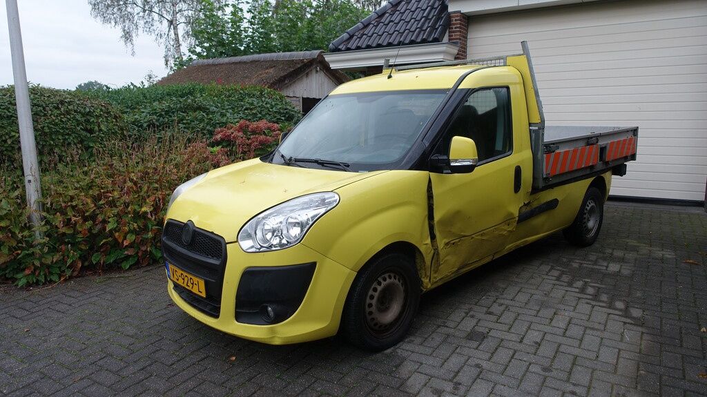 Fiat Doblo Pick-up Benz/CNG EURO6 airco schade