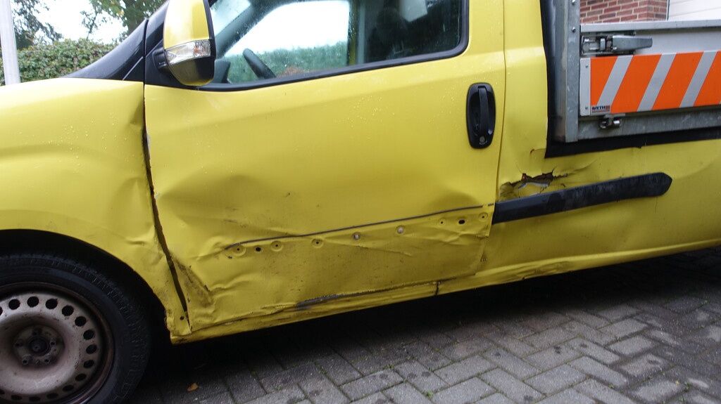 Fiat Doblo Pick-up Benz/CNG EURO6 airco schade