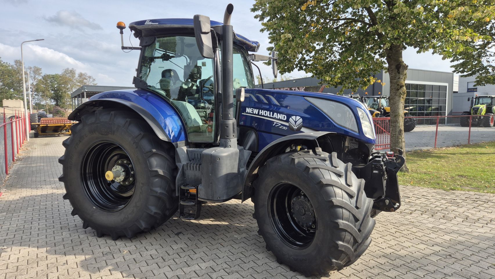 New Holland T7.230 PC 40Kmh-eco Luchtdruk, Fronthef BluePower