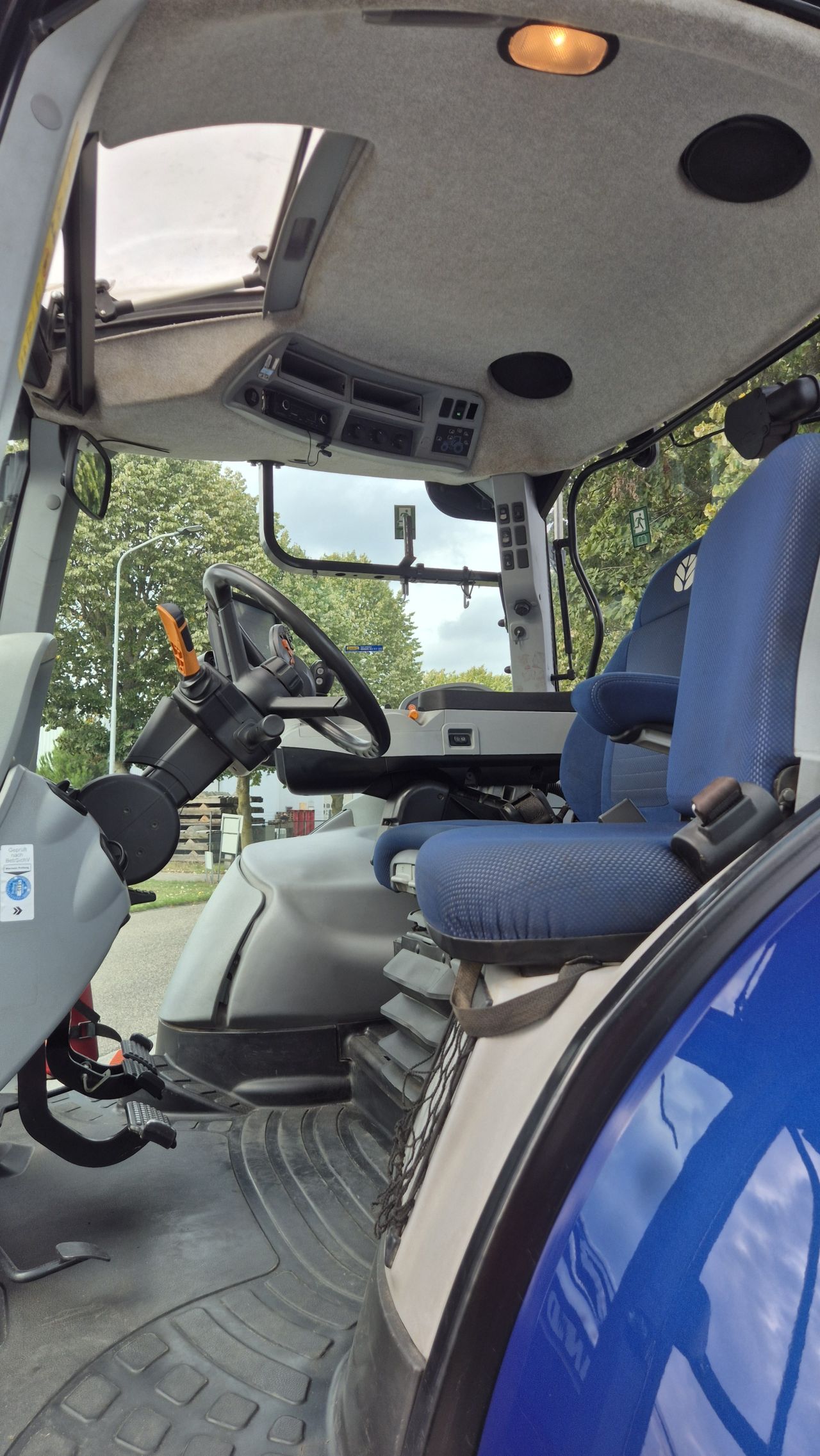 New Holland T7.230 PC 40Kmh-eco Luchtdruk, Fronthef BluePower