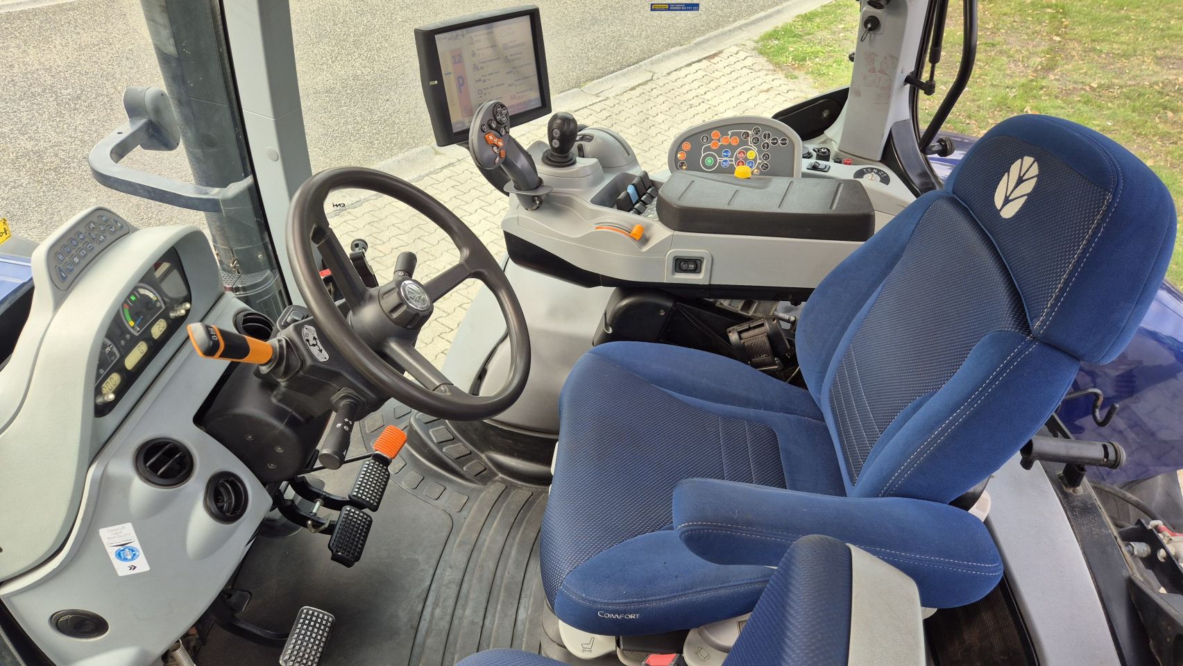 New Holland T7.230 PC 40Kmh-eco Luchtdruk, Fronthef BluePower
