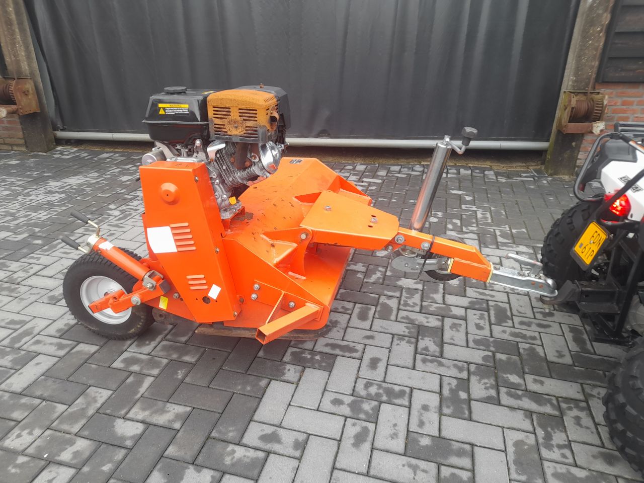 Boxer AT120 Klepelmaaier met eigen motor 1.2 meter breed