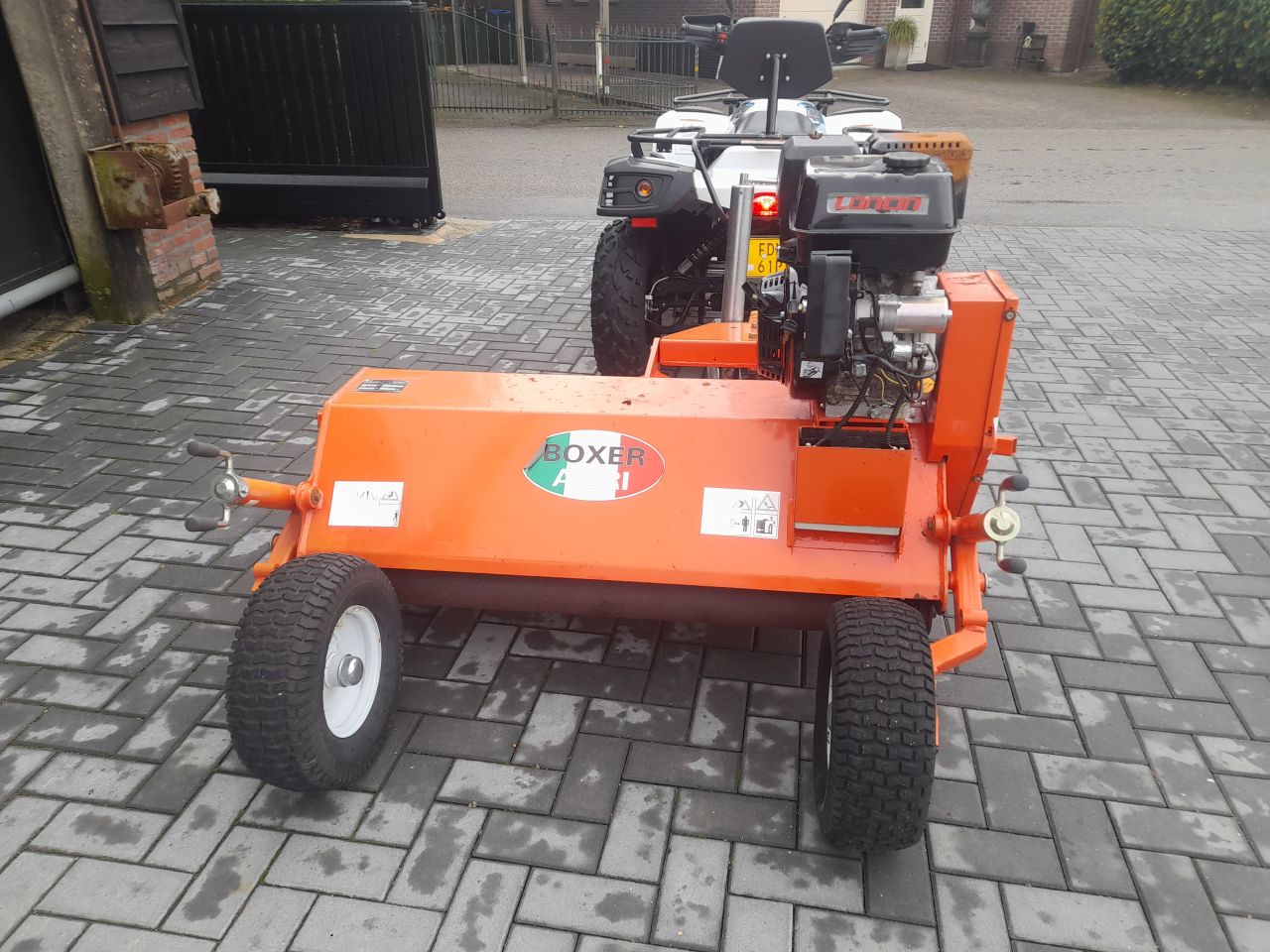 Boxer AT120 Klepelmaaier met eigen motor 1.2 meter breed