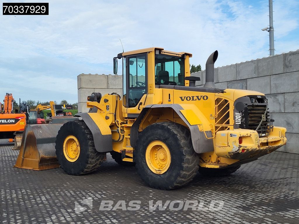 Volvo L120 F German Registration