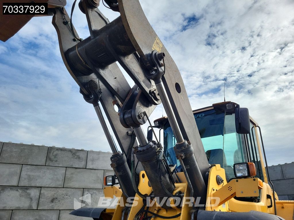 Volvo L120 F German Registration