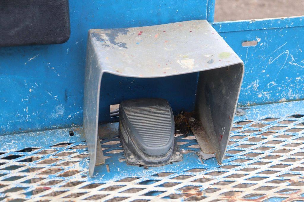 Teleskoparbeitsbühne Genie S-40 Diesel 227 kg 15,1 m 2016