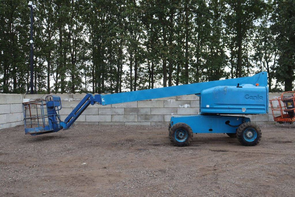 Genie S-45 Diesel Telescopic Boom Lift 227kg 15.7m 2001
