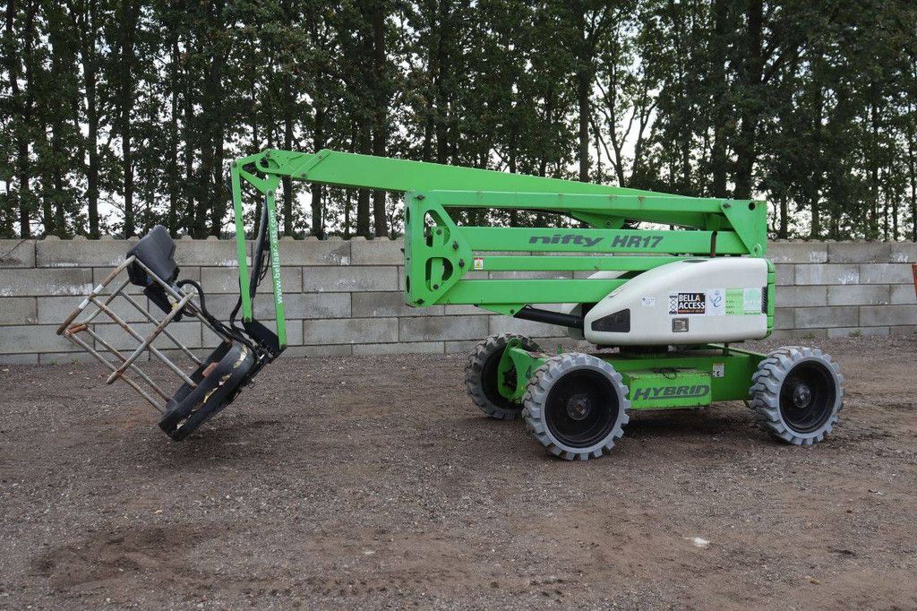 Niftylift HR17 Hybrid Articulated Boom Lift 225kg 17m 2014