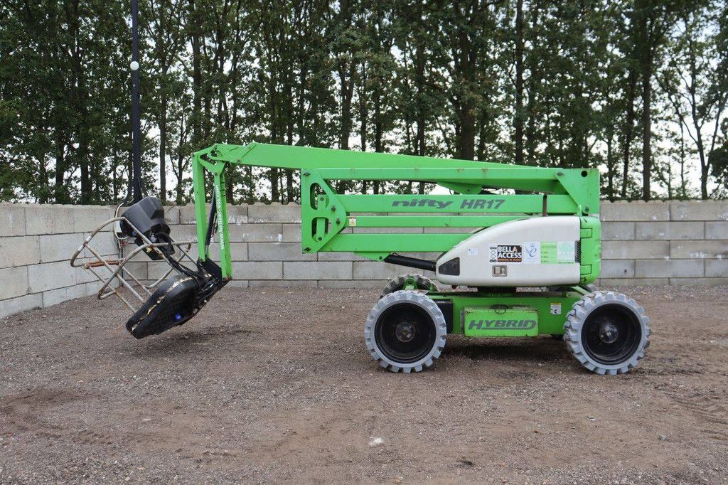 Niftylift HR17 Hybrid Articulated Boom Lift 225kg 17m 2014