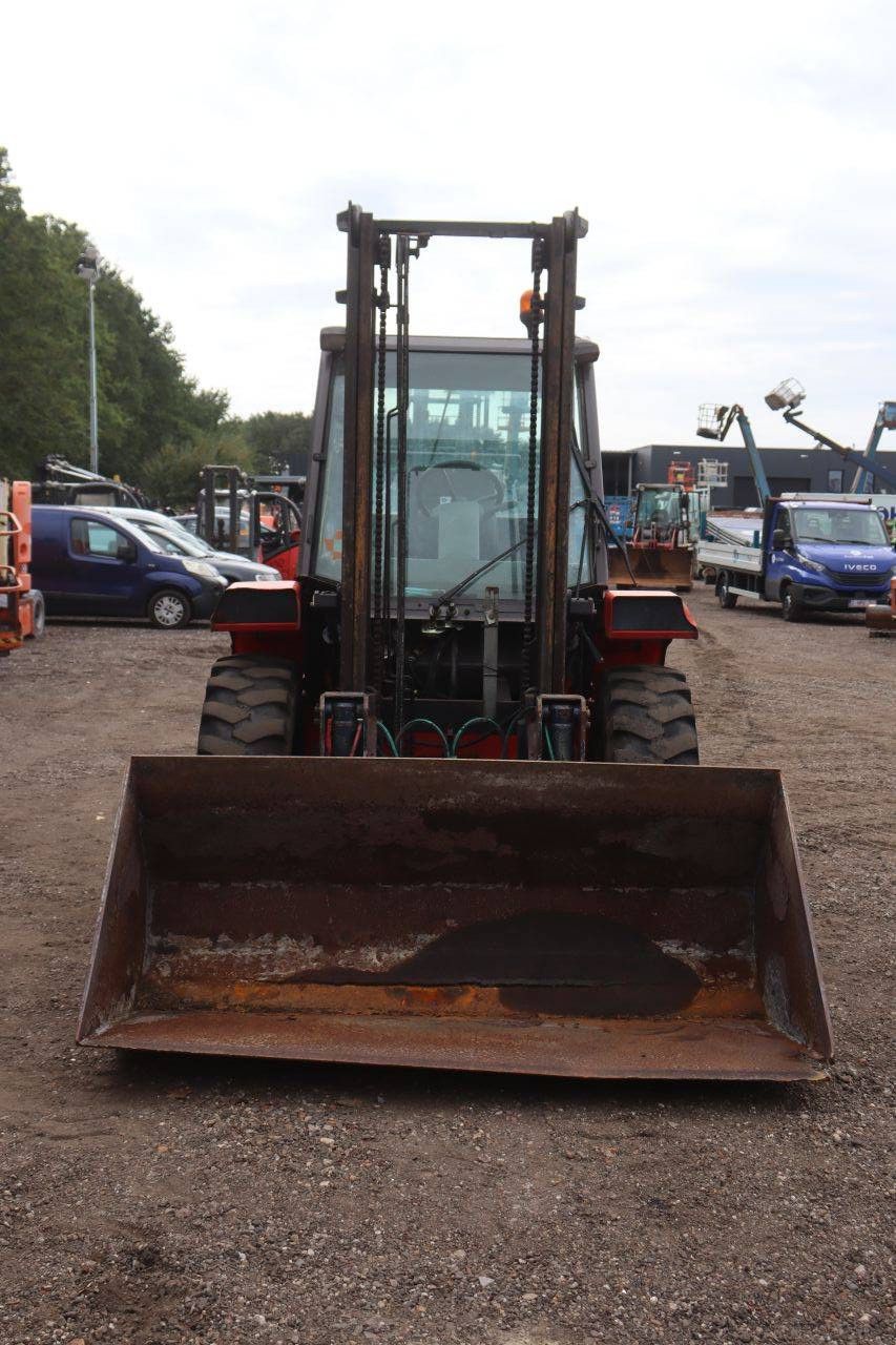 Rough-terrain forklift Manitou MC 30 Diesel 61.5kW 3000kg 3.7m 2000