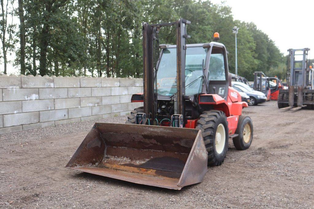 Rough-terrain forklift Manitou MC 30 Diesel 61.5kW 3000kg 3.7m 2000