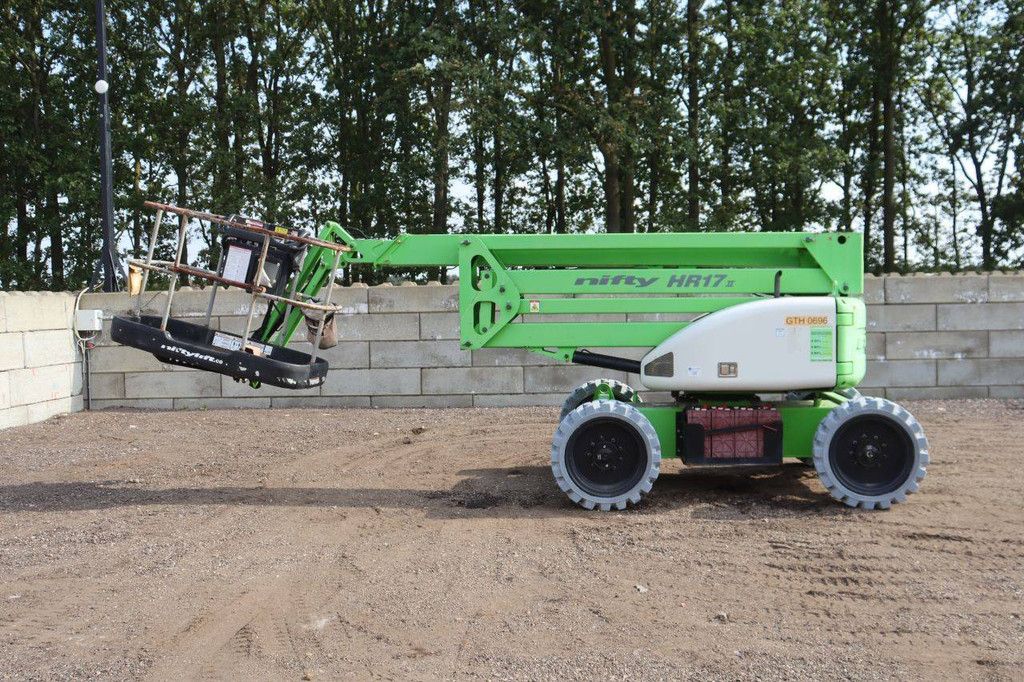 Niftylift HR17 Hybrid MKII Electric Articulated Boom Lift 225kg 2017