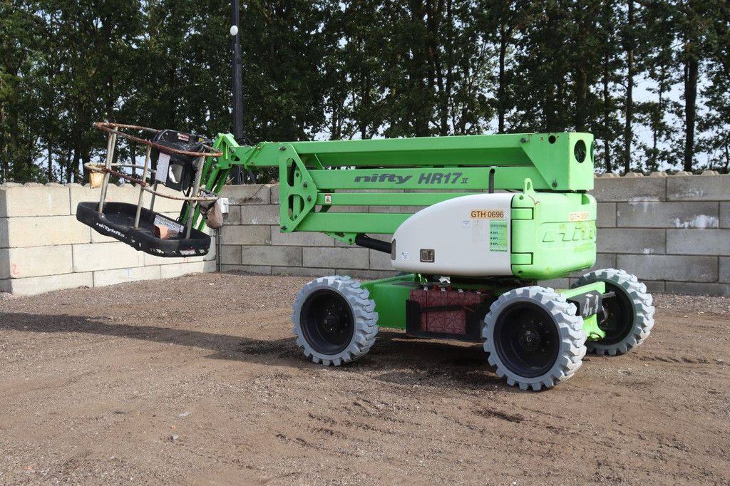 Niftylift HR17 Hybrid MKII Electric Articulated Boom Lift 225kg 2017