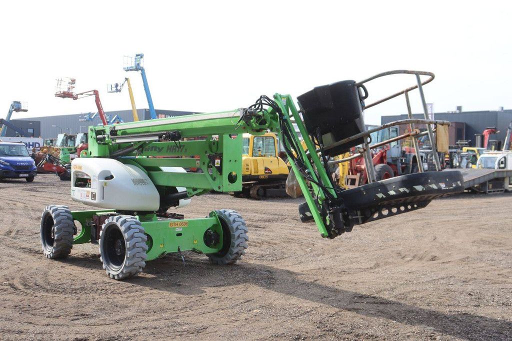 Niftylift HR17 Hybrid MKII Electric Articulated Boom Lift 225kg 2017