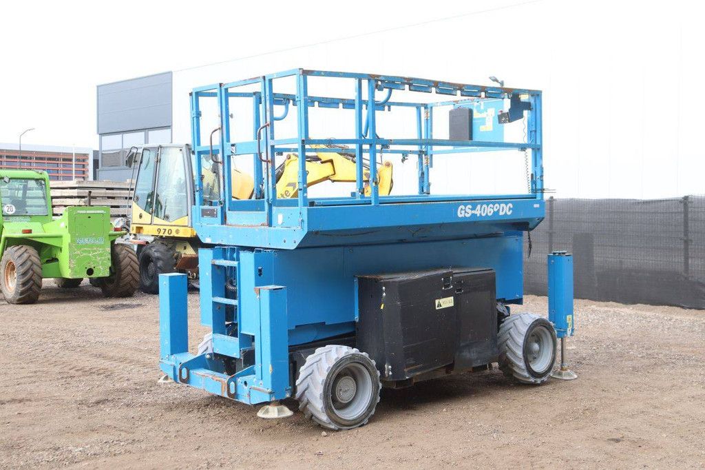 Scissor Lift Genie GS-4069 DC Electric 363kg 14m 2016