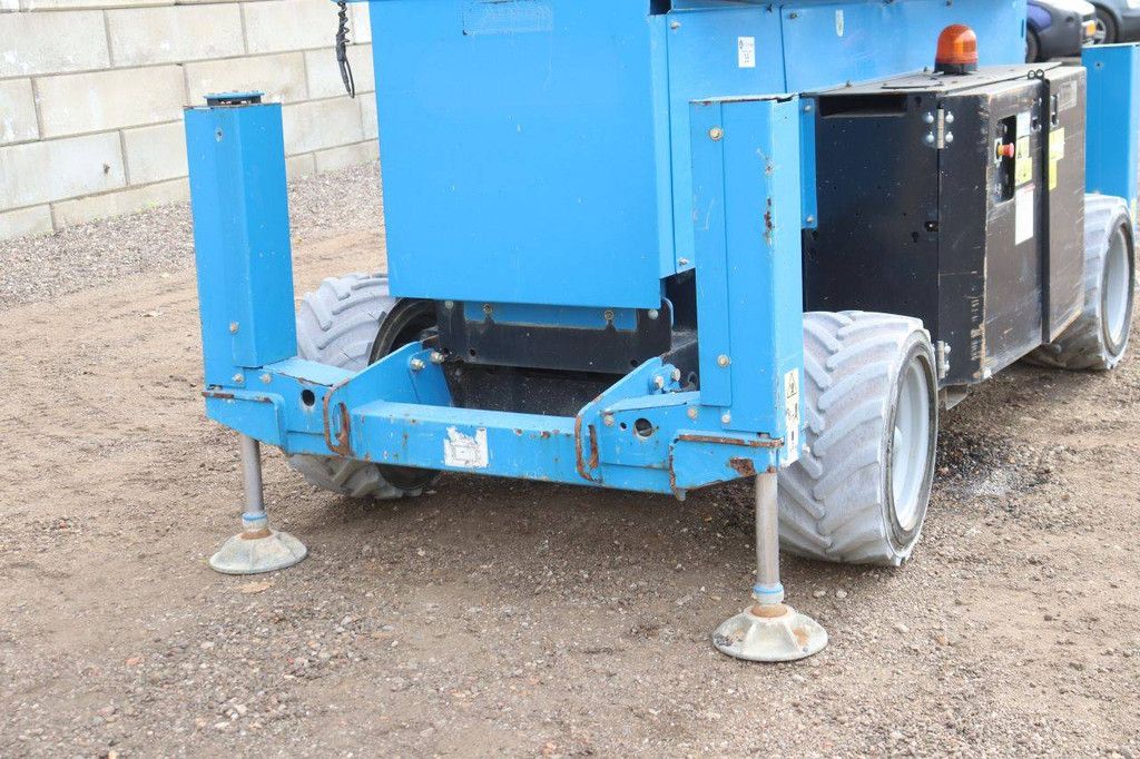 Scissor Lift Genie GS-4069 DC Electric 363kg 14m 2016