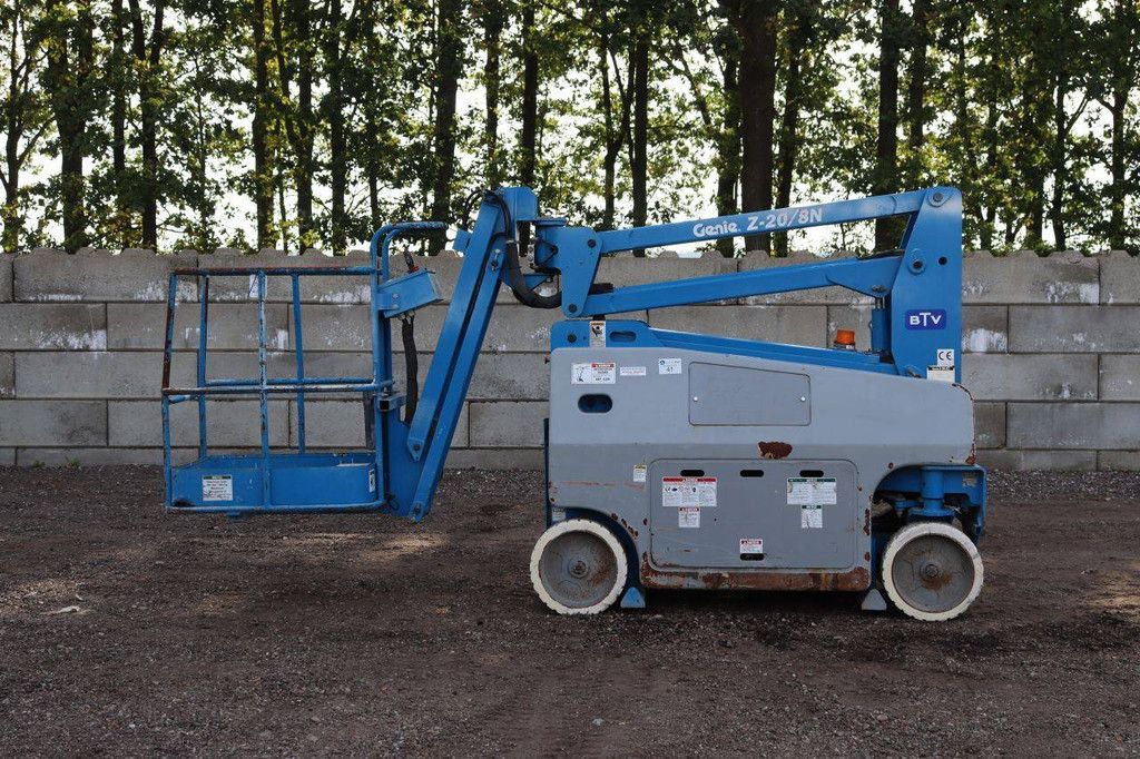Genie Z-20/8N Elektrische Gelenkteleskoparbeitsbühne 200 kg 8,1 m 1999