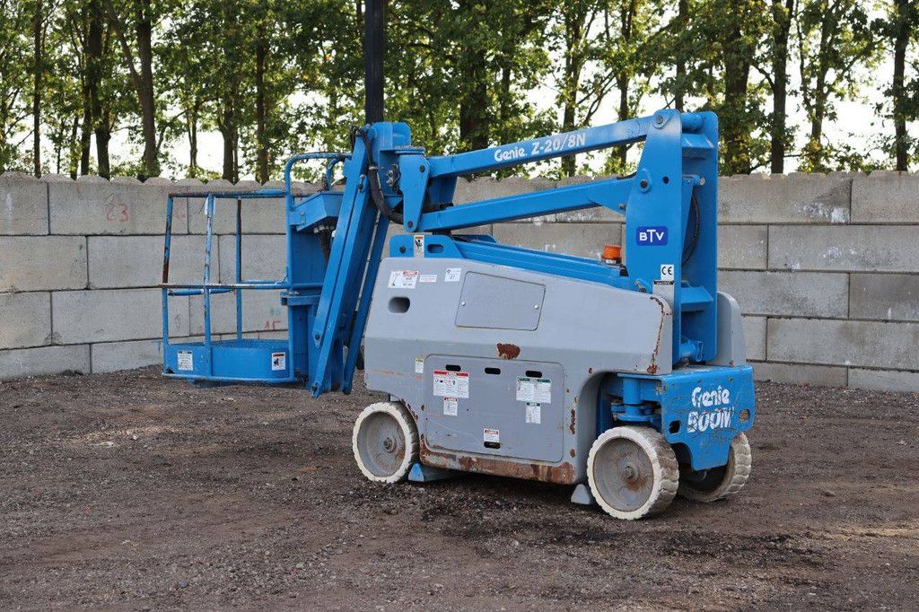 Genie Z-20/8N Elektrische Gelenkteleskoparbeitsbühne 200 kg 8,1 m 1999