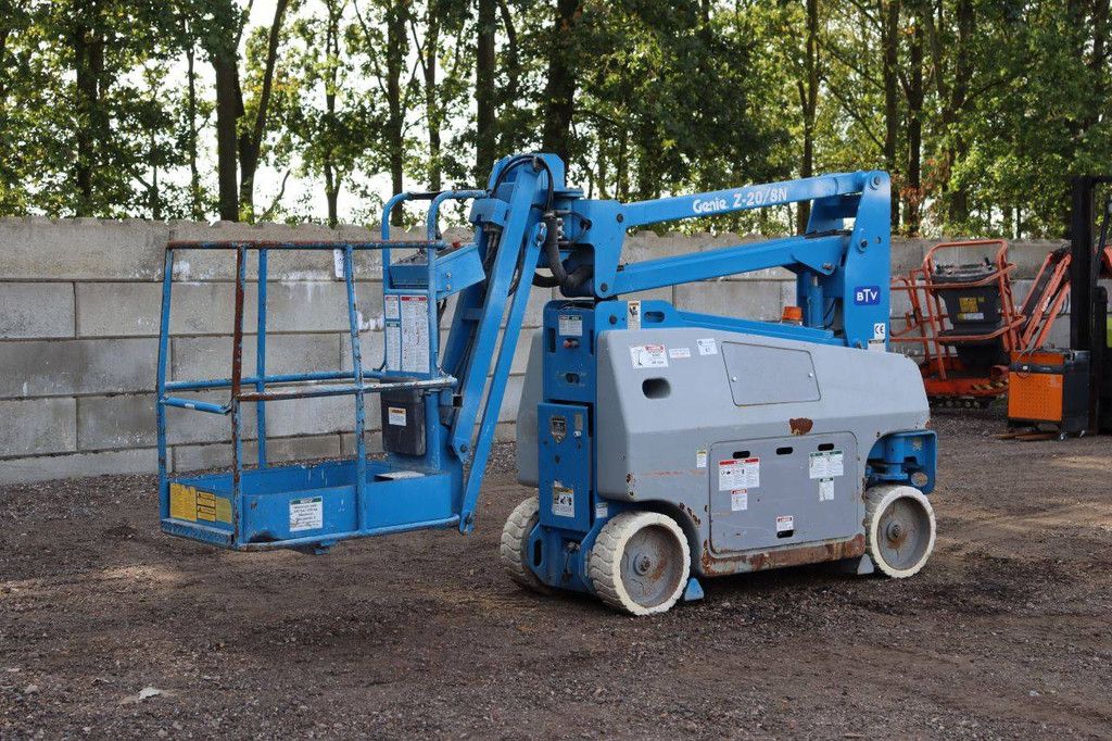 Genie Z-20/8N Elektrische Gelenkteleskoparbeitsbühne 200 kg 8,1 m 1999