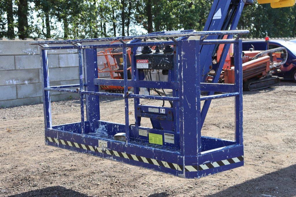 Gelenk-Teleskoparbeitsbühne Snorkel AB-85RJDZ Diesel 272 kg 27,7 m 2008