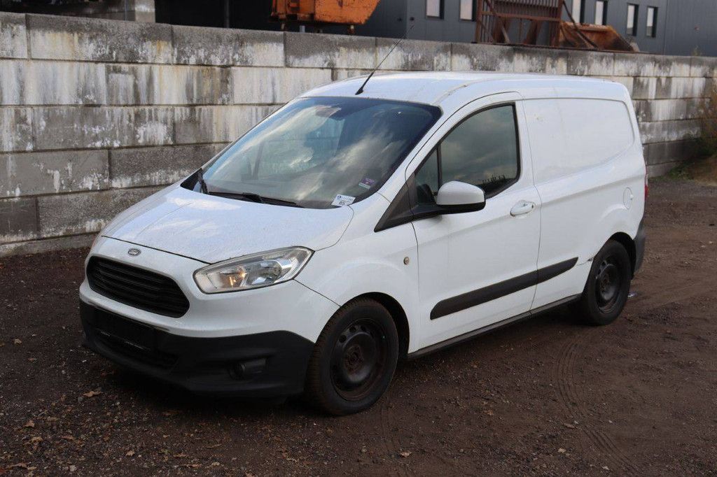Ford Transit Courier Diesel 123hp van