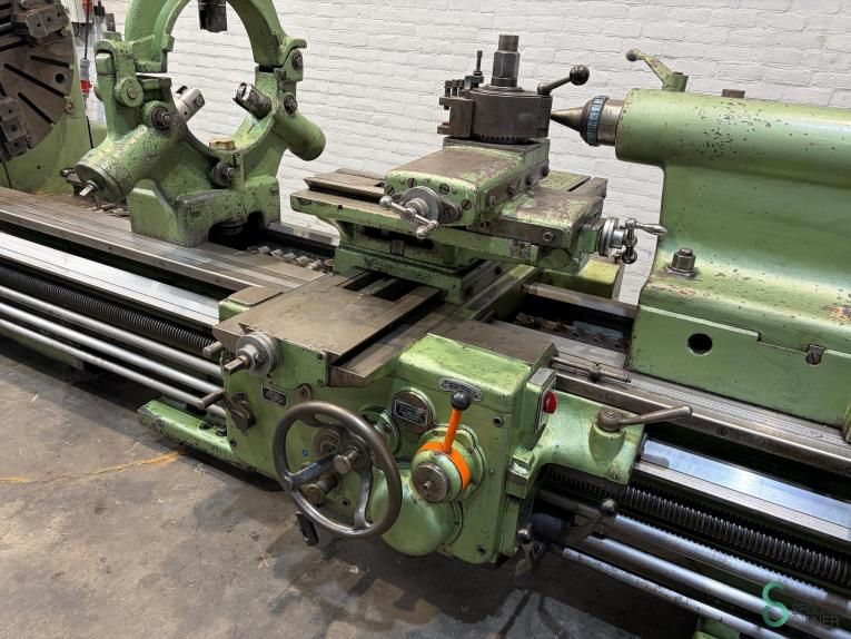 Horizontal lathes Oerlikon 1150x3000mm