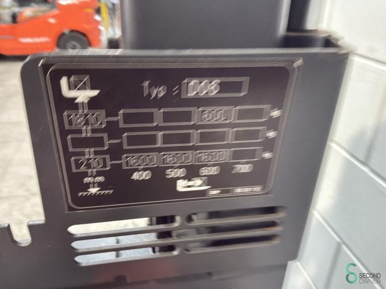 Stackers Electric Linde D06 2015
