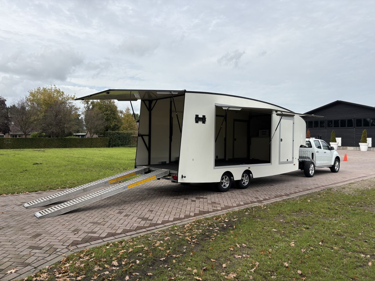 Be trekker Isuzu 4X4 BE TREKKER - be oplegger BOLLE