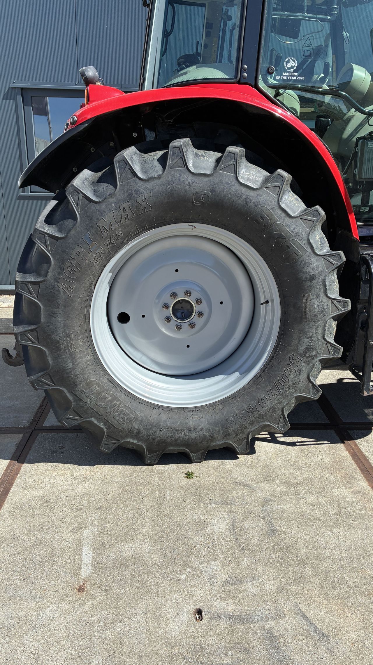 Massey Ferguson 6714 S Dyna-6